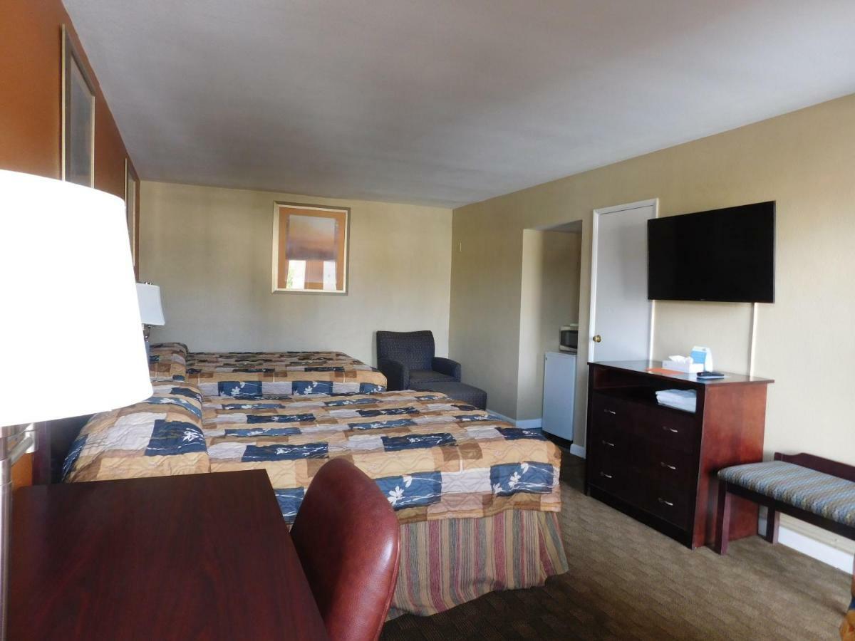 University Inn Downtown Tampa Buitenkant foto